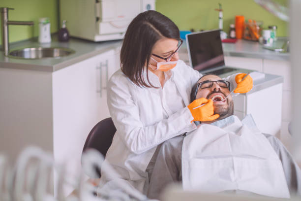 Best Emergency Gum Treatment in Grant Park, IL
